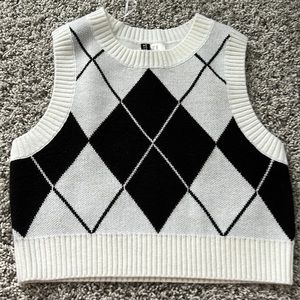 Argyle blue black and white crop top